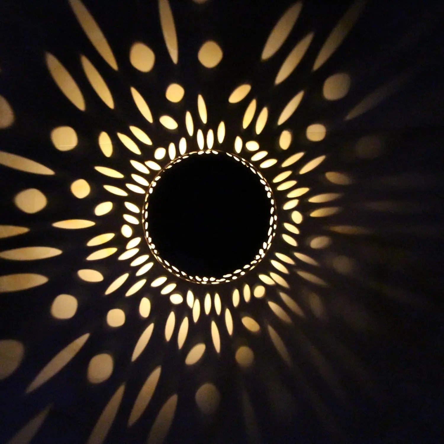 Lumova Solar Table Lantern